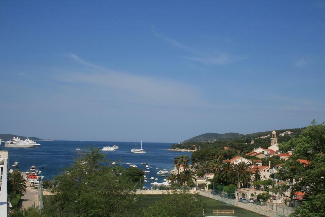 Villa Marinesa Hvar Town Buitenkant foto